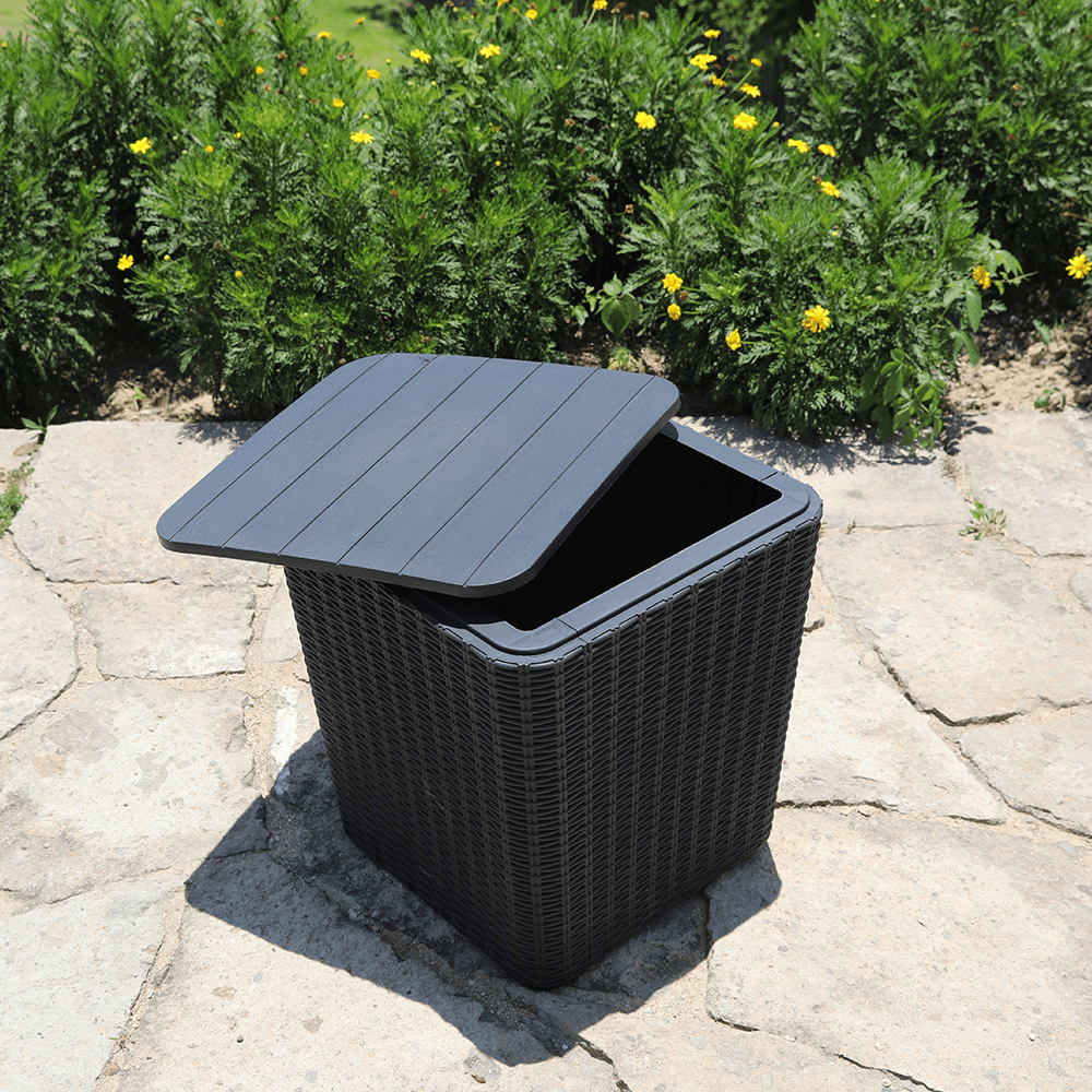 zahradny-ulozny-box-cierna-ugur-01